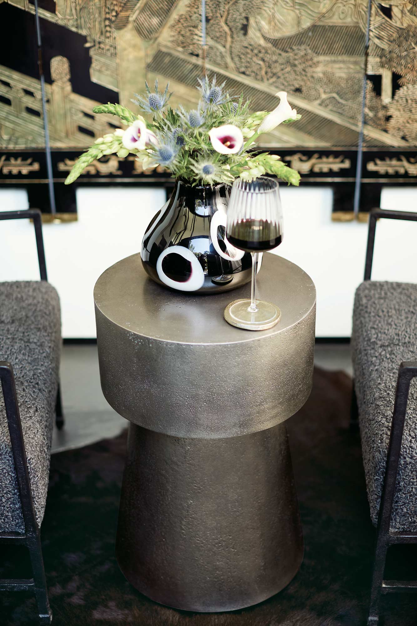 Bernhardt Linea Stylish Metal Round Chairside End Table for Contemporary Homes