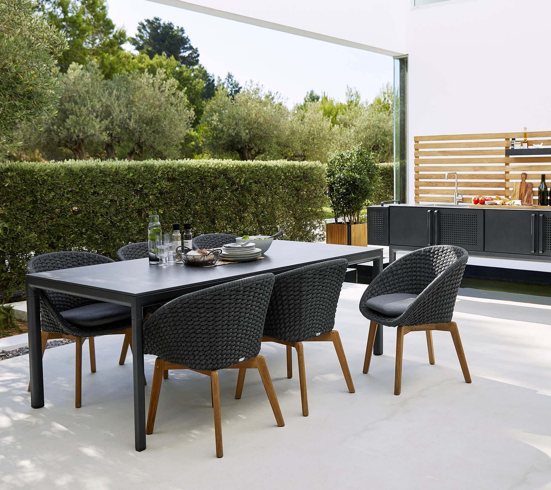 Cane-line Comfortable and Stylish Peacock Outdoor Chair
