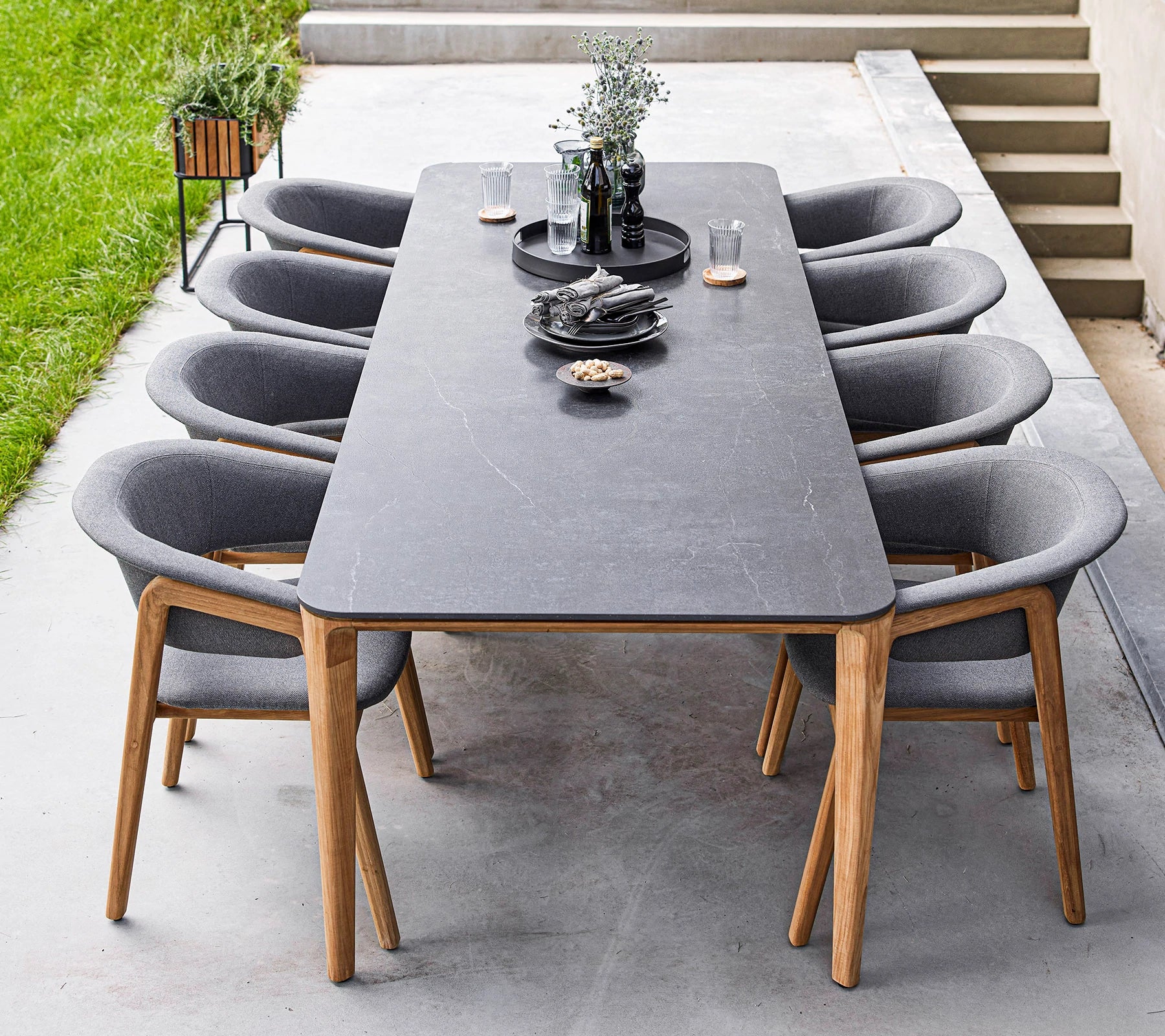 Elegant Cane-line Luna Dining Chair for Ultimate Comfort