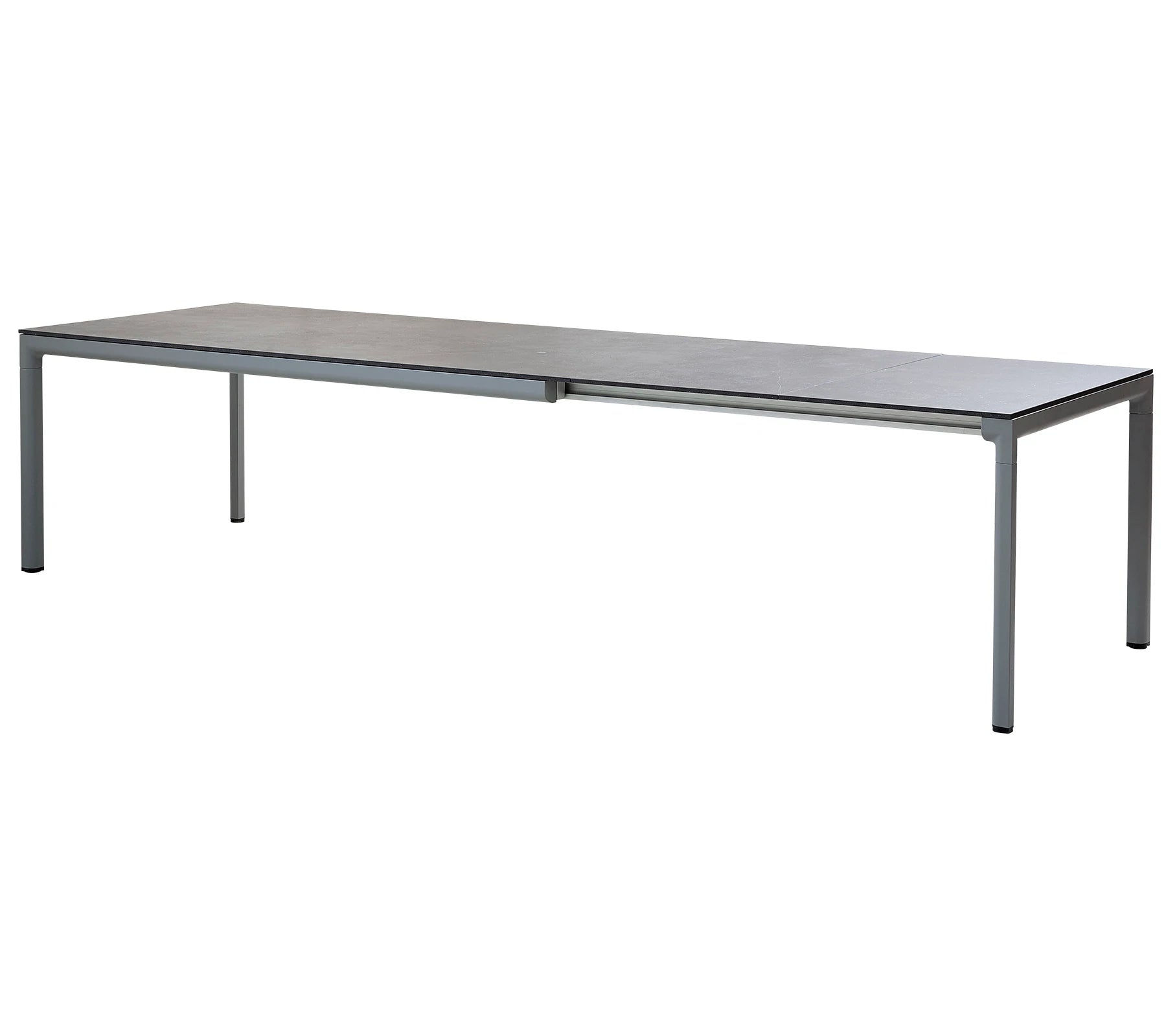 Cane-line Drop Extendable Dining Table with Modern Design