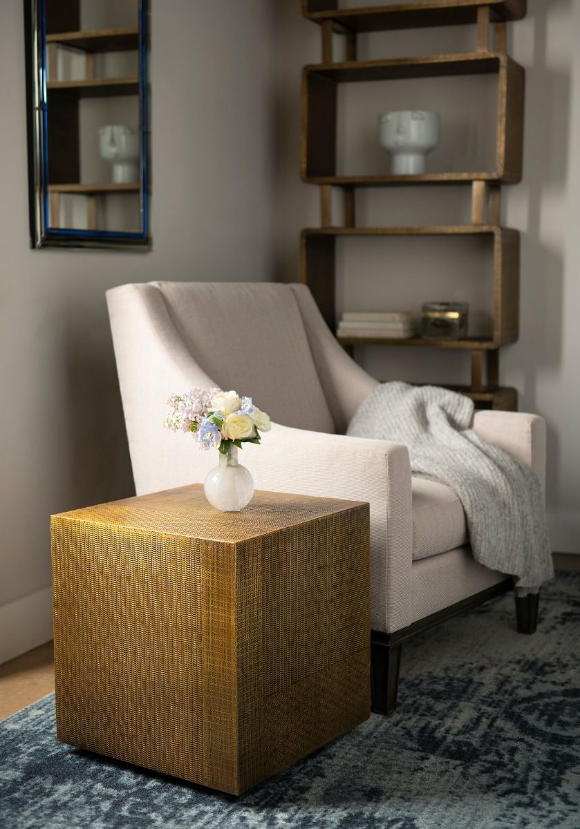 Villa & House Giorgio Hand - Blown Glass Decorative Vase, Available in Small and Large Sizes