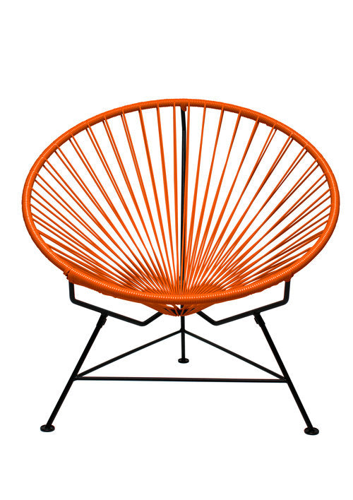 Stylish Black Frame Innit Lounge Chair for Indoor and Outdoor Use