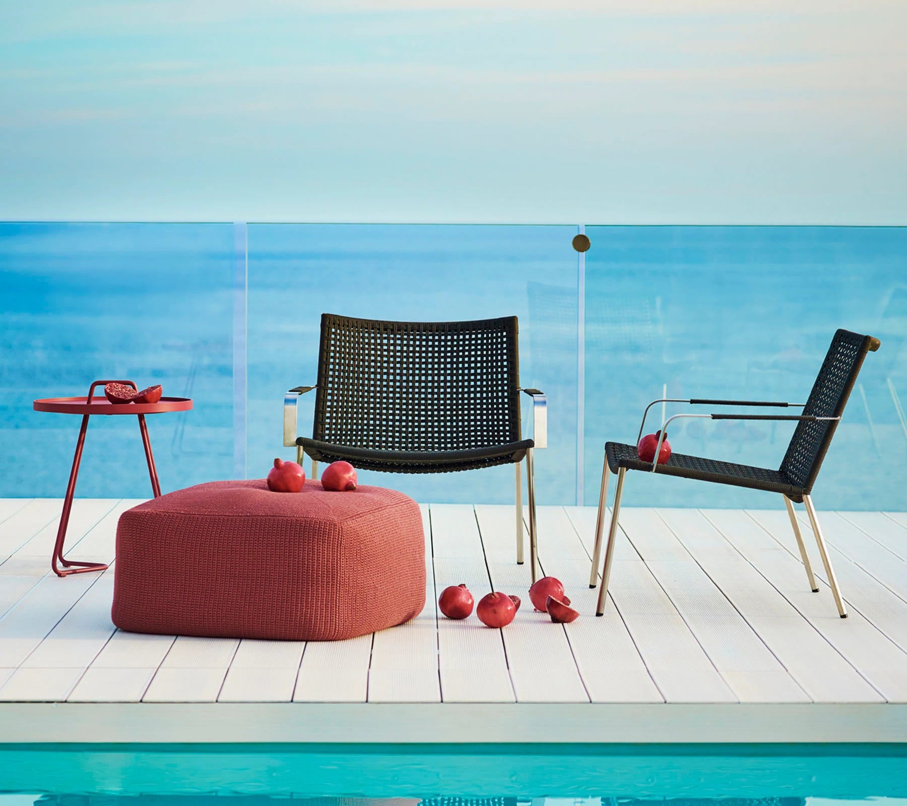 Stackable Cane-line Straw Outdoor Lounge Chair for Comfortable Relaxation