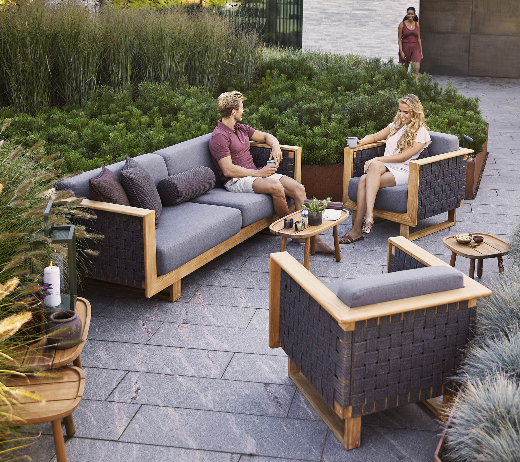 Cane-line Angle Exquisite Outdoor Teak Lounge Chair