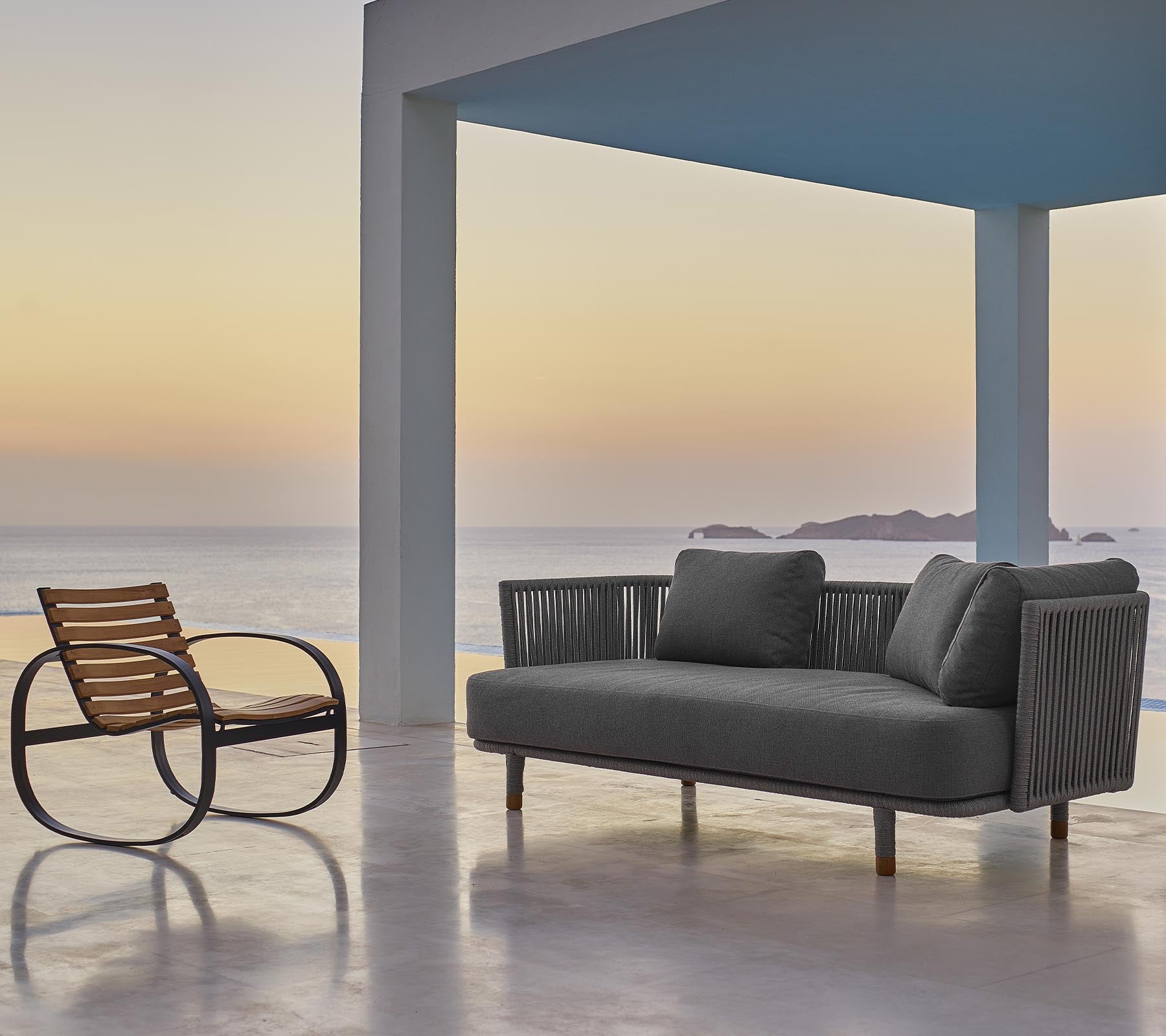 Cane-line Parc Teak Rocking Chair - Comfortable and Stylish for Outdoor Use