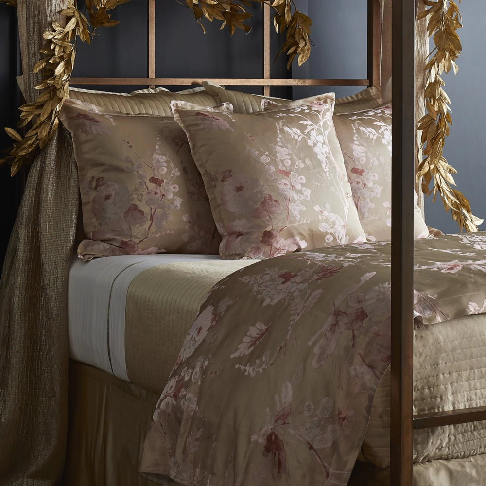 Ann Gish MET X AG Luxurious Jardin Fleur Duvet with Fine Cotton Reverse