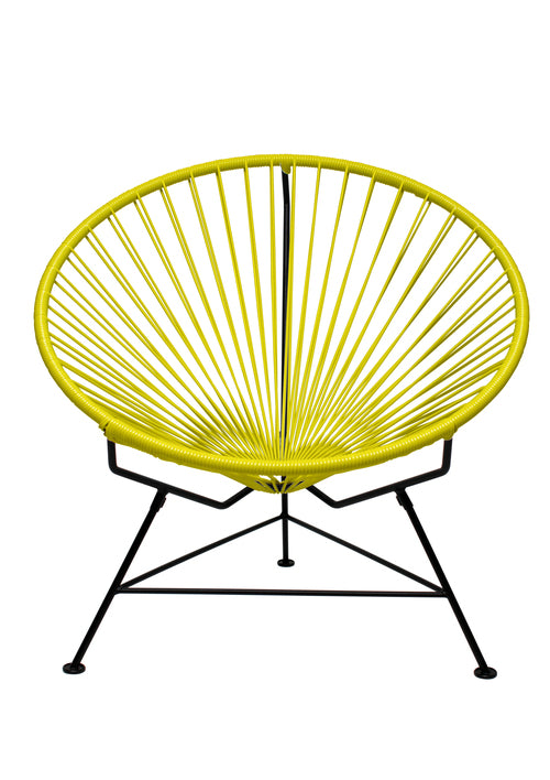 Stylish Black Frame Innit Lounge Chair for Indoor and Outdoor Use
