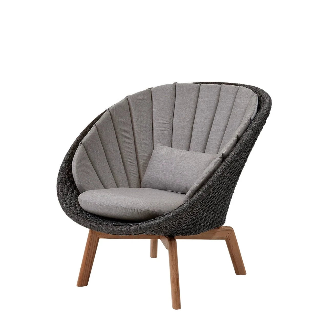 Cane-line Outdoor Peacock Lounge Chair Crafted with Soft Rope