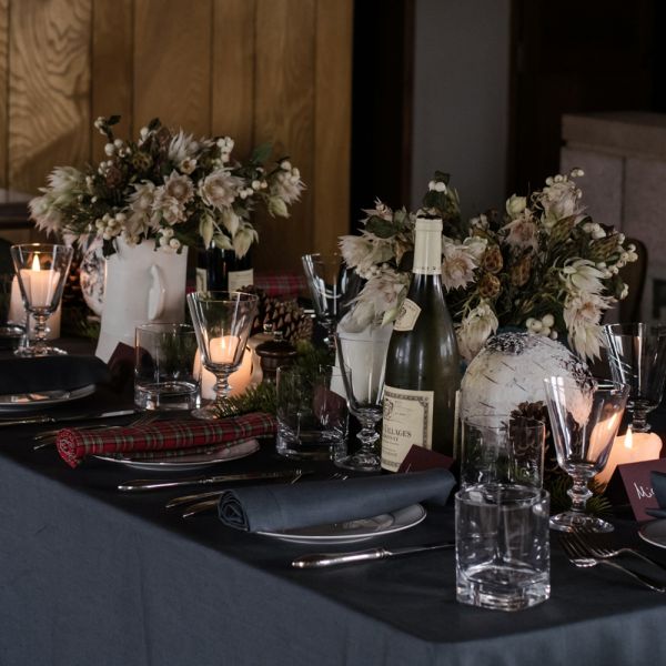 Huddleson Contemporary Luxury Italian Linen Table Runner for Elegant Dining