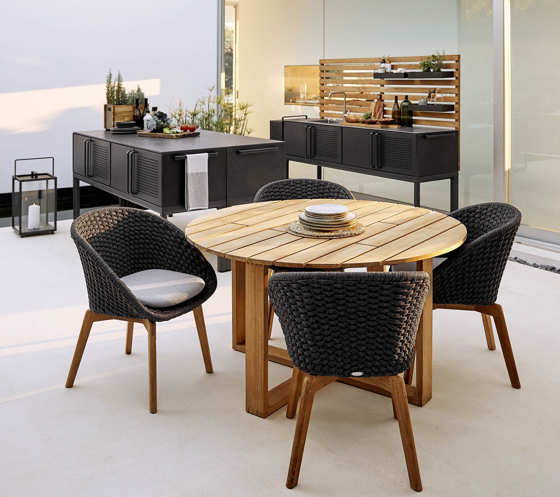 Cane-line Comfortable and Stylish Peacock Outdoor Chair