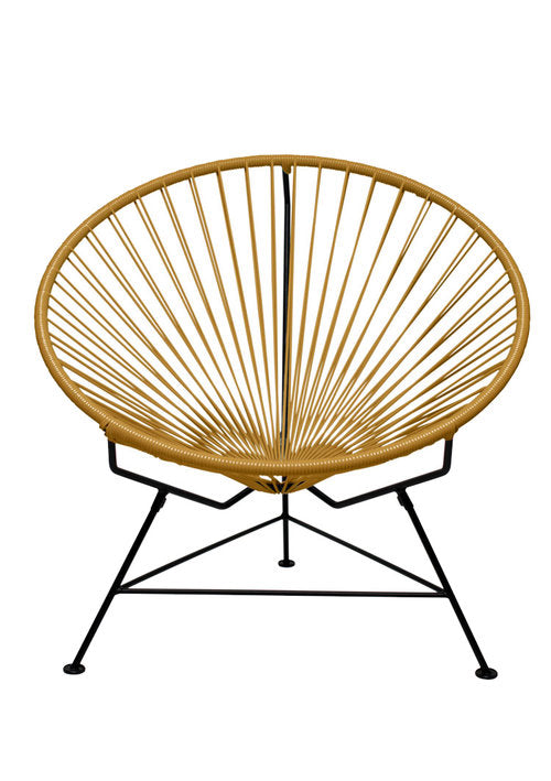 Stylish Black Frame Innit Lounge Chair for Indoor and Outdoor Use