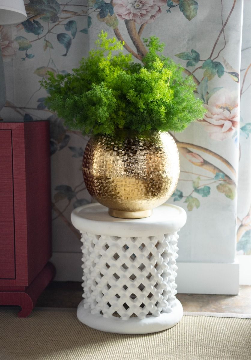 Villa & House Kano Decorative Side Table for Modern Homes