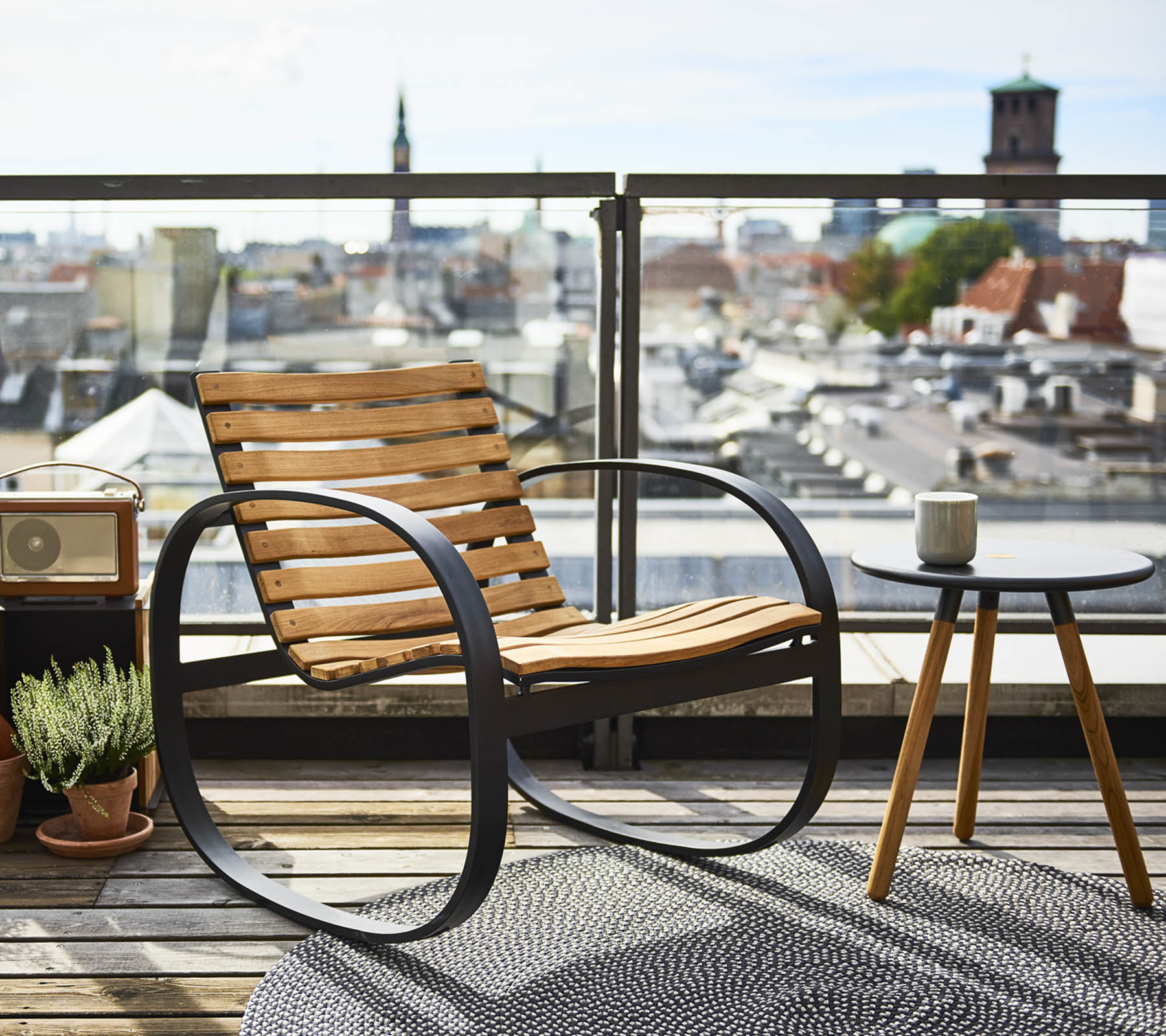 Cane-line Parc Teak Rocking Chair - Comfortable and Stylish for Outdoor Use