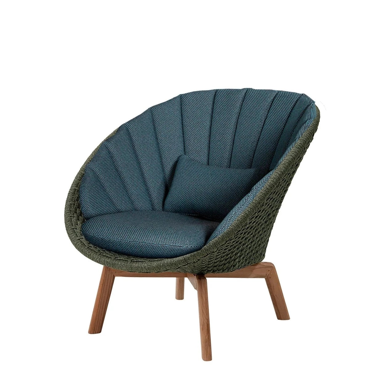 Cane-line Outdoor Peacock Lounge Chair Crafted with Soft Rope