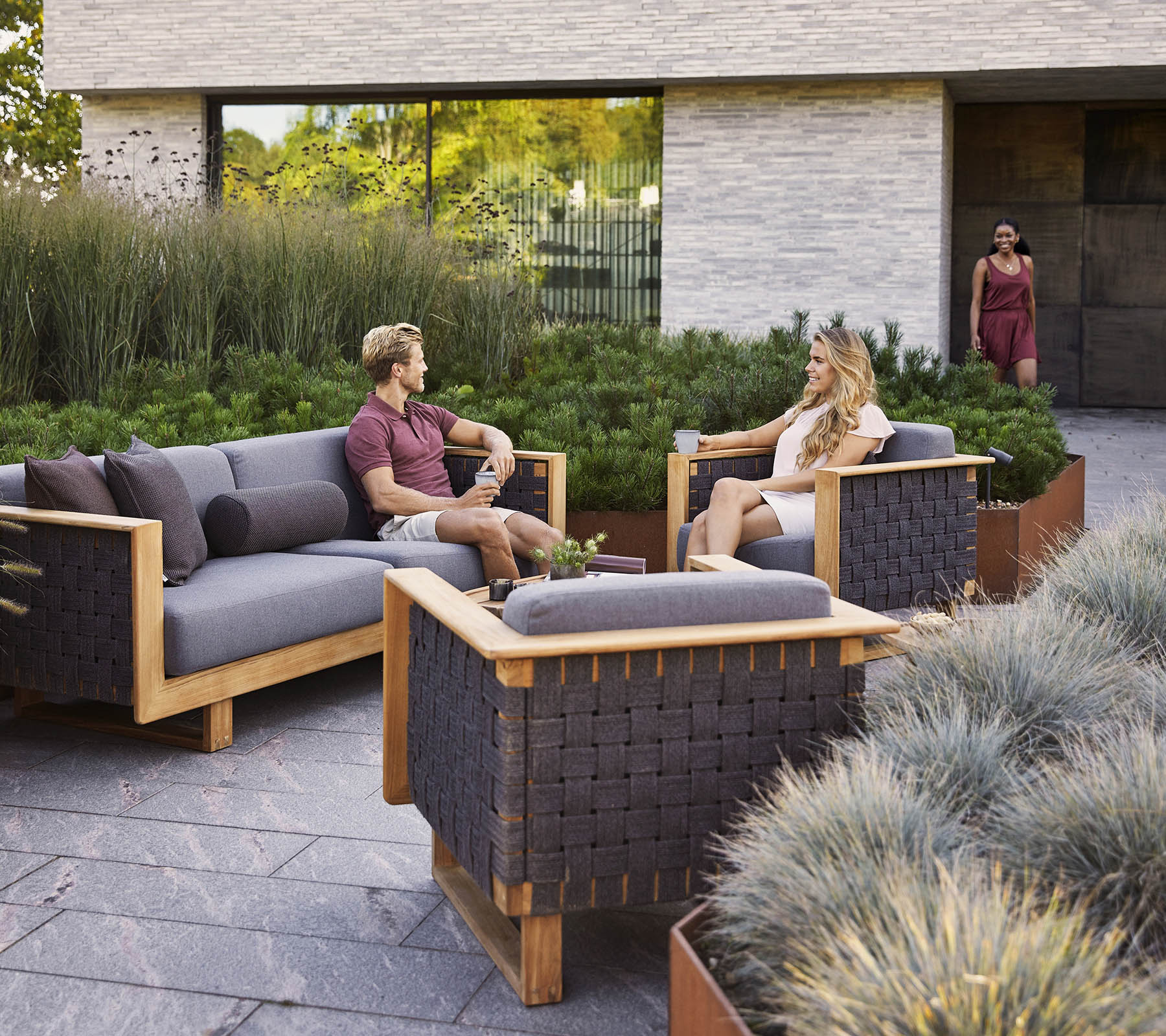Cane-line Angle Exquisite Outdoor Teak Lounge Chair