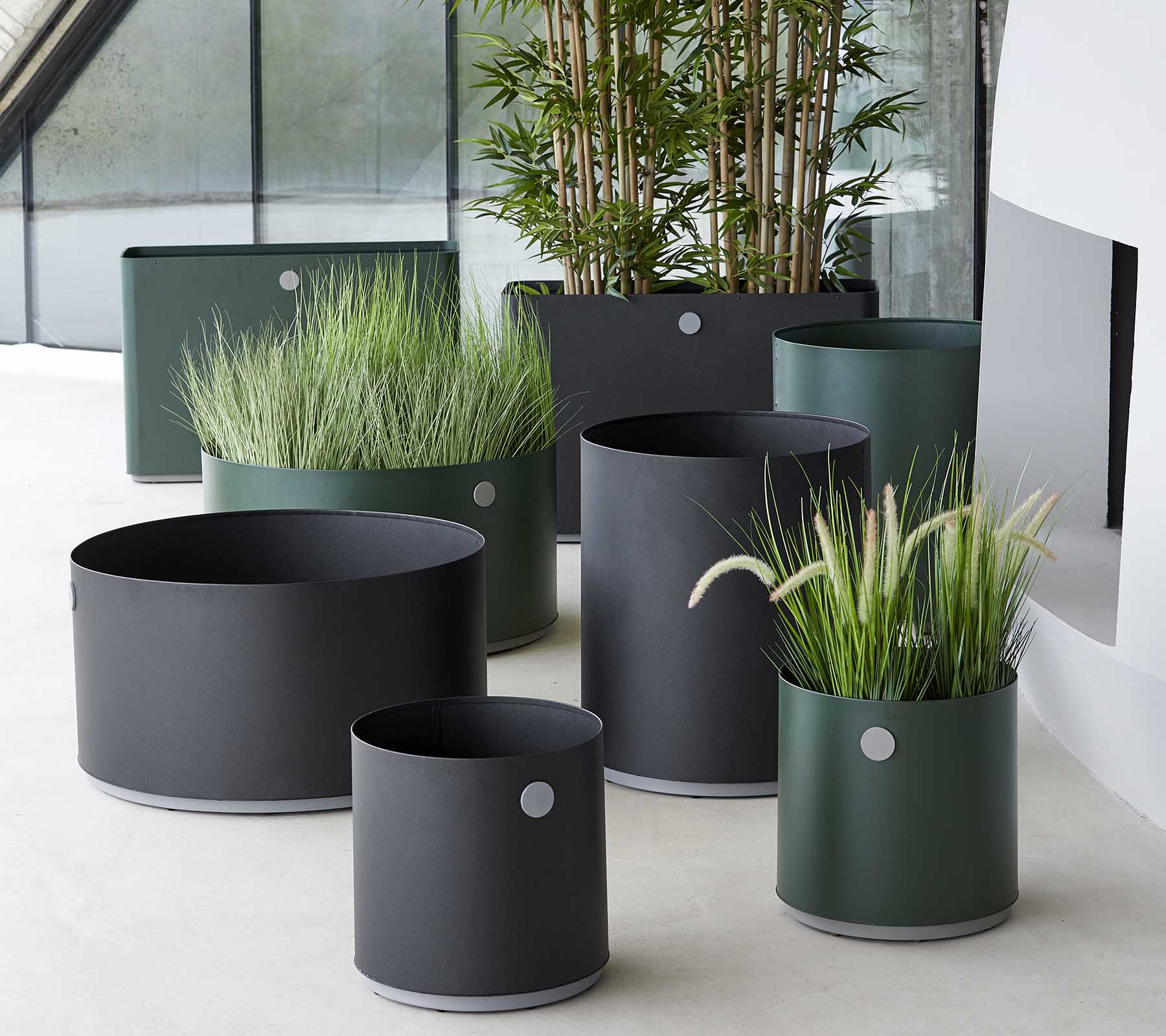 Small-Sized Cane-line Grow Planter for Outdoor Spaces
