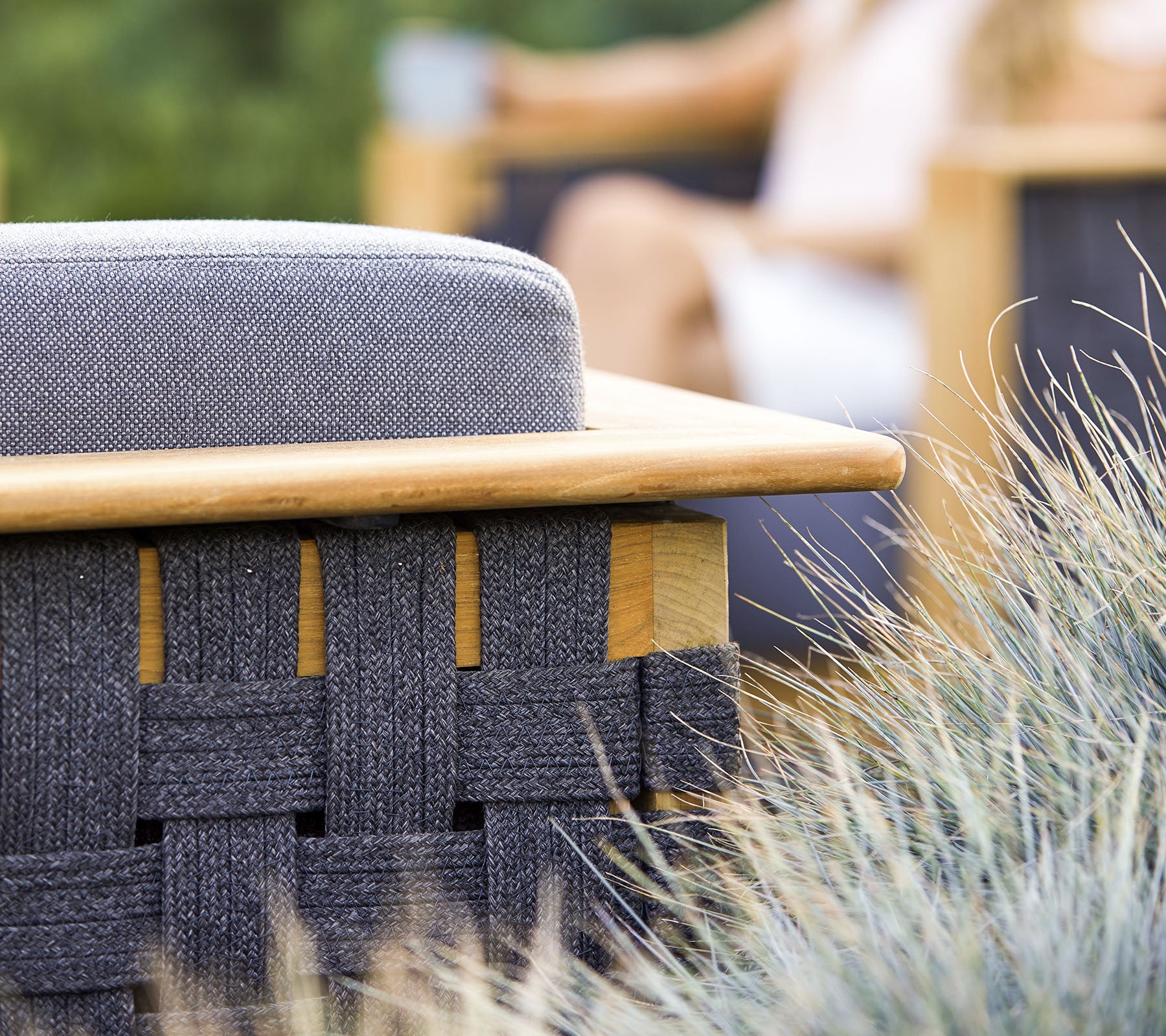 Cane-line Angle Exquisite Outdoor Teak Lounge Chair