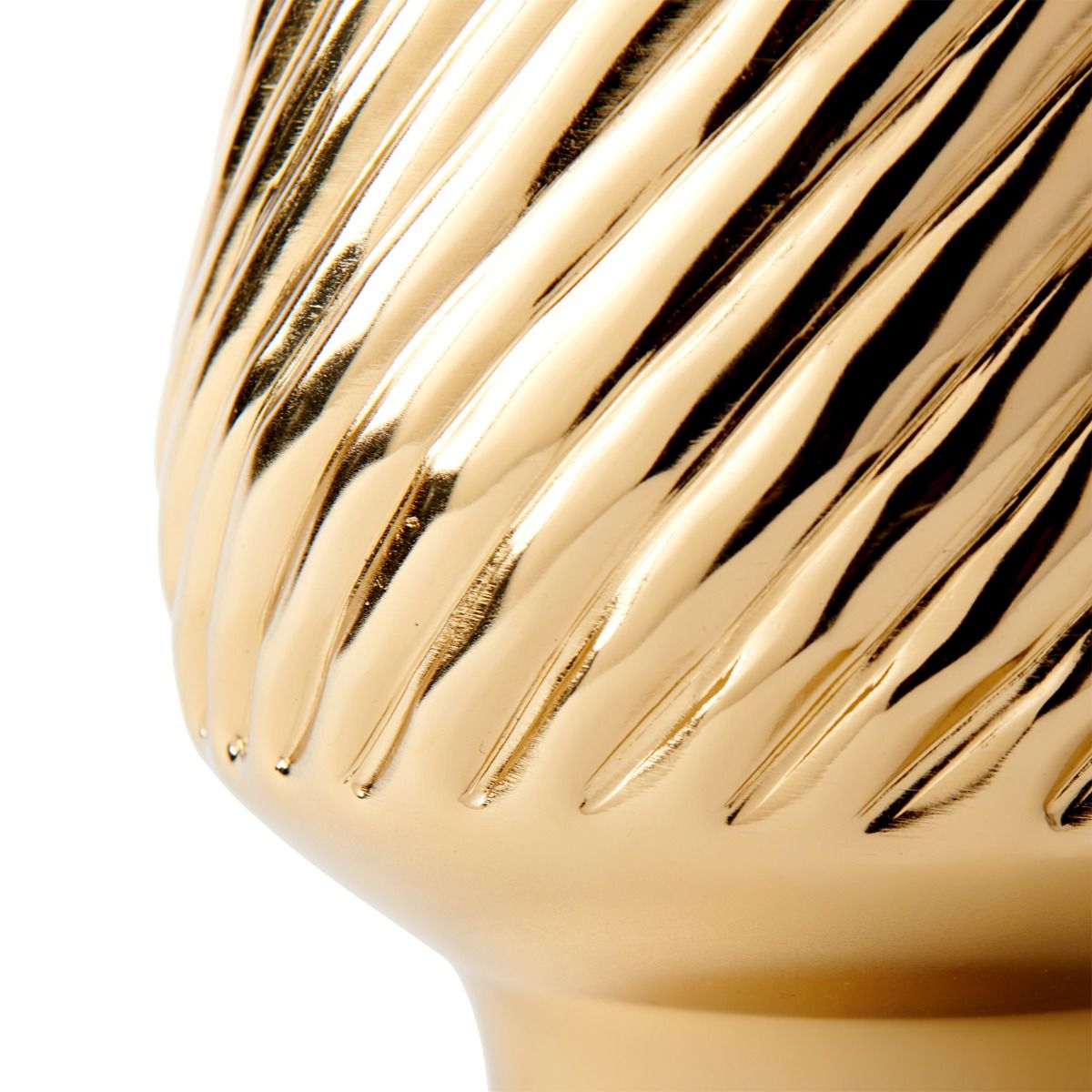 Villa & House Handmade Hammered Brass Manile Decorative Vase